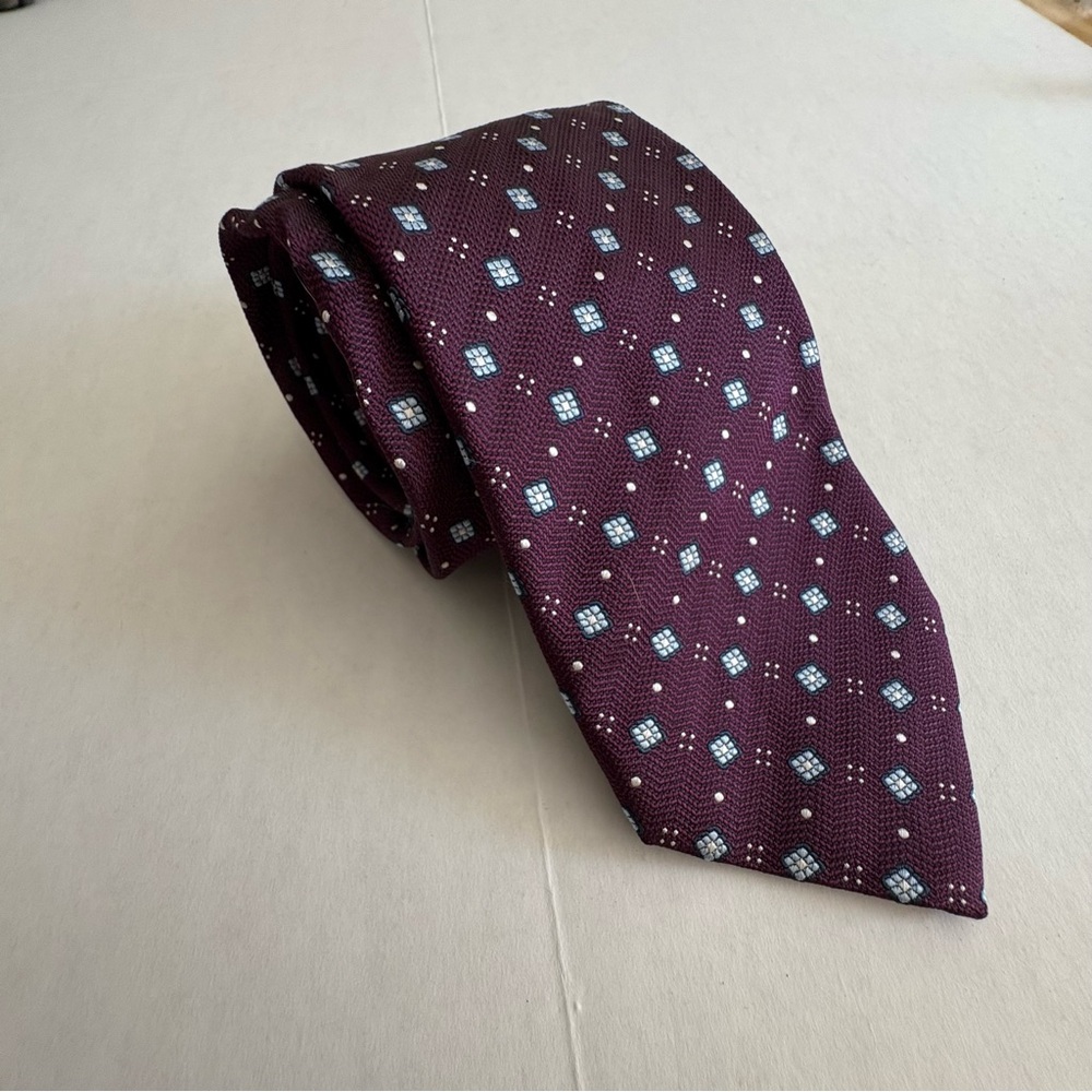 Canali 1934 100% silk burgundy neck tie